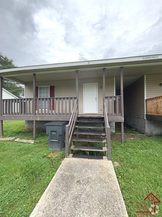 Building Photo - 235 Dogwood Pointe Dr