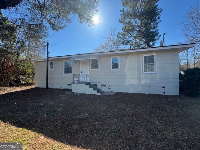 Building Photo - 820 Oglethorpe Ave