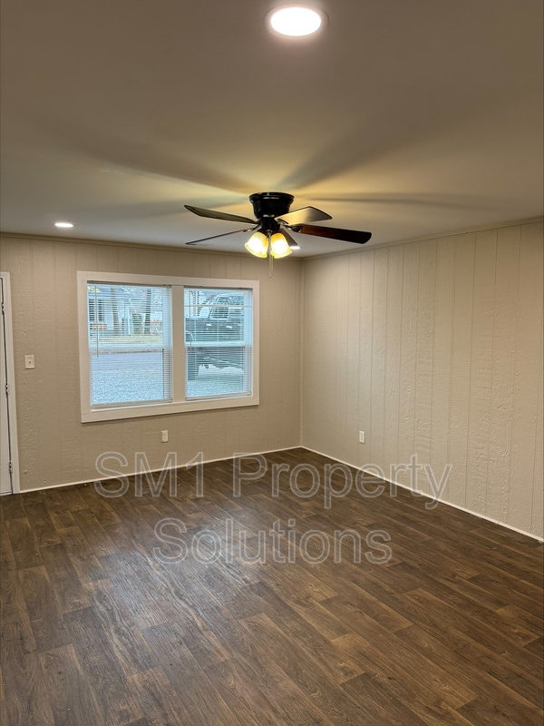 Foto del edificio - 304 4th St