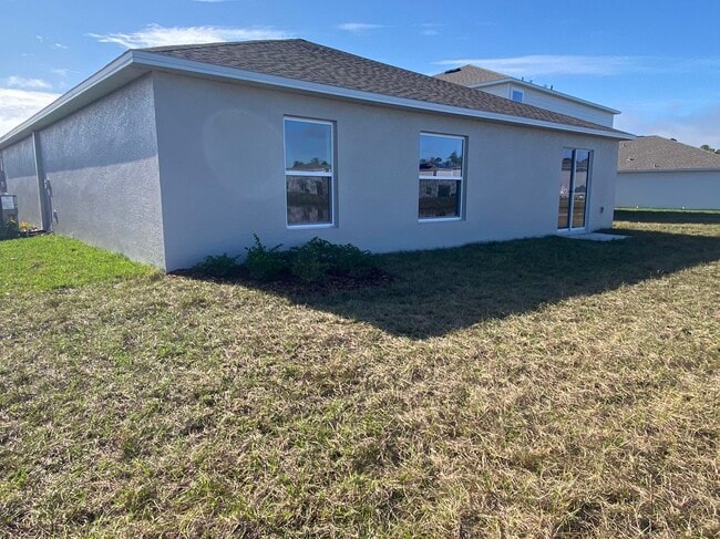 Foto del edificio - 2316 Green Valley St