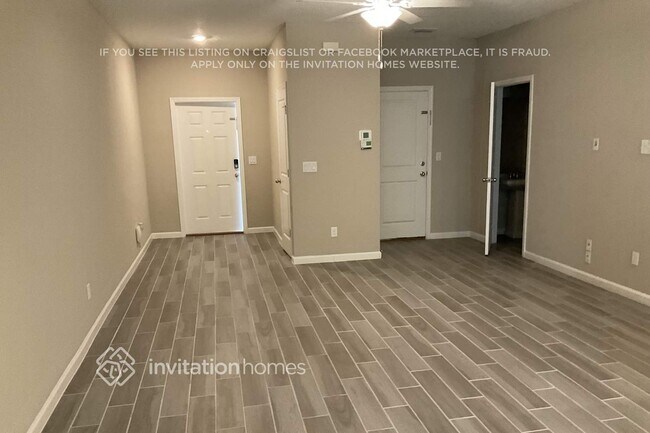 Foto del edificio - 679 Cherry Ridge Dr