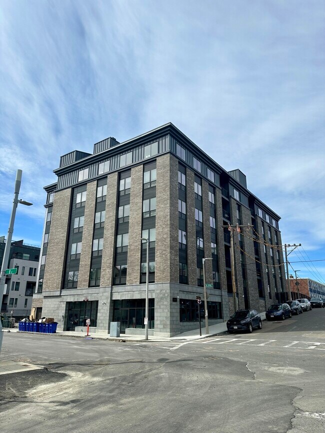 Foto del edificio - 31 W 5th St
