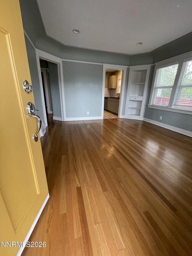 Foto del edificio - 125 Malone Ln