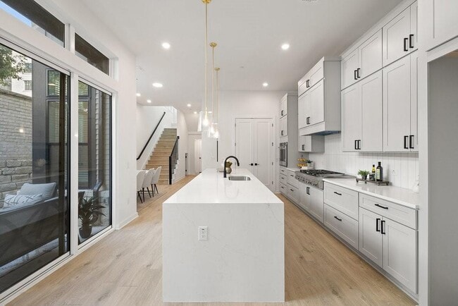 Building Photo - 4214 Endurance Wy