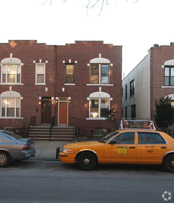 3259 33rd St, Long Island City, NY 11106 3259 33rd St Long Island