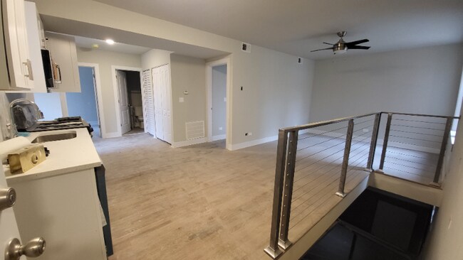 Foto del edificio - 6418 N Campbell Ave