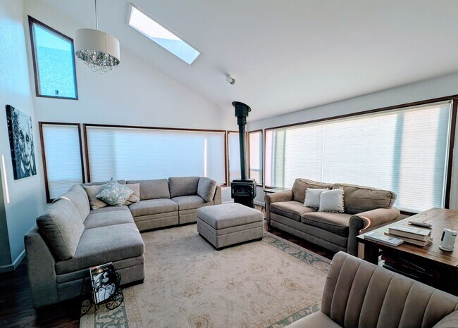 Building Photo - Mukilteo Chennault Beach House with Sound ...