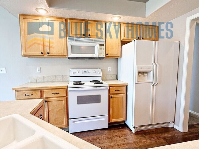 Foto del edificio - 7530 N Matlock Ave
