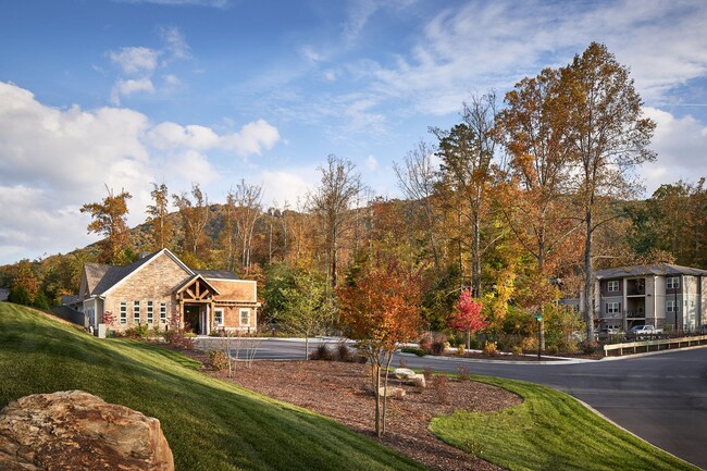 Building Photo - The Reserves at Gashes Creek