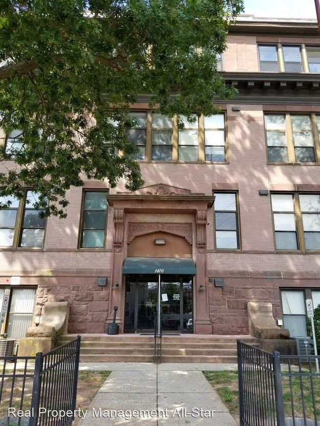 Foto del edificio - 1470 Campbell St