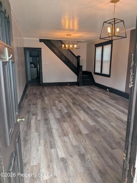 Building Photo - 203 Lyndwood Ave