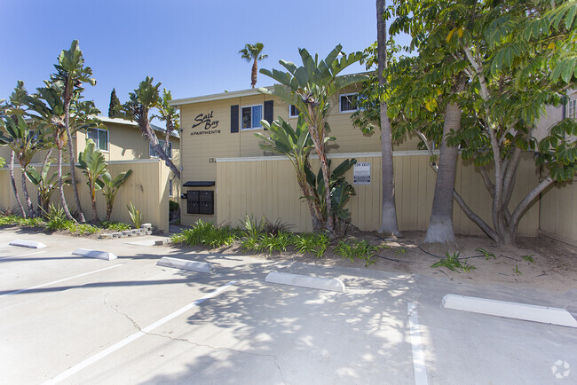 Building Photo - Sail Bay Apartments