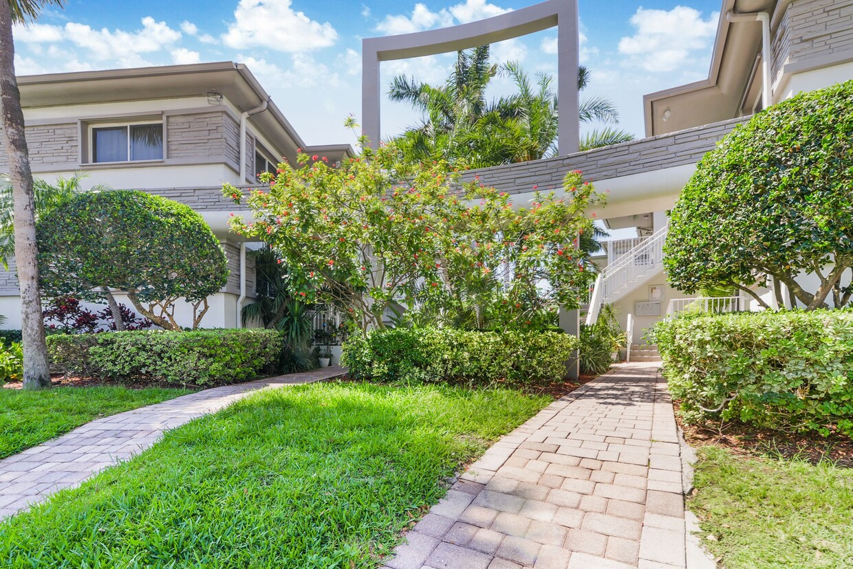 Foto principal - 1142 99th St