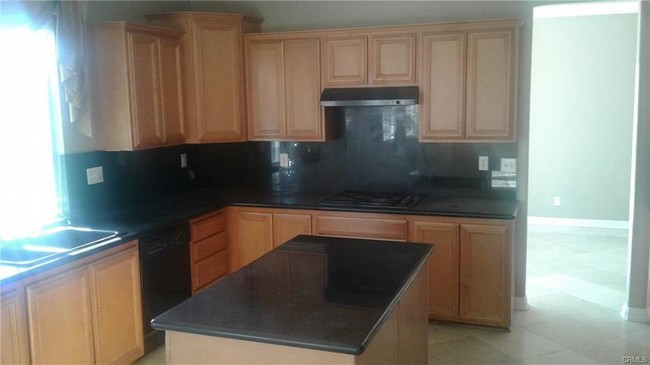 Building Photo - Lovely 5 bd/3.5 ba Home for Lease in Wildomar