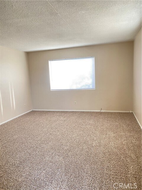 Foto del edificio - 41594 Marine Dr