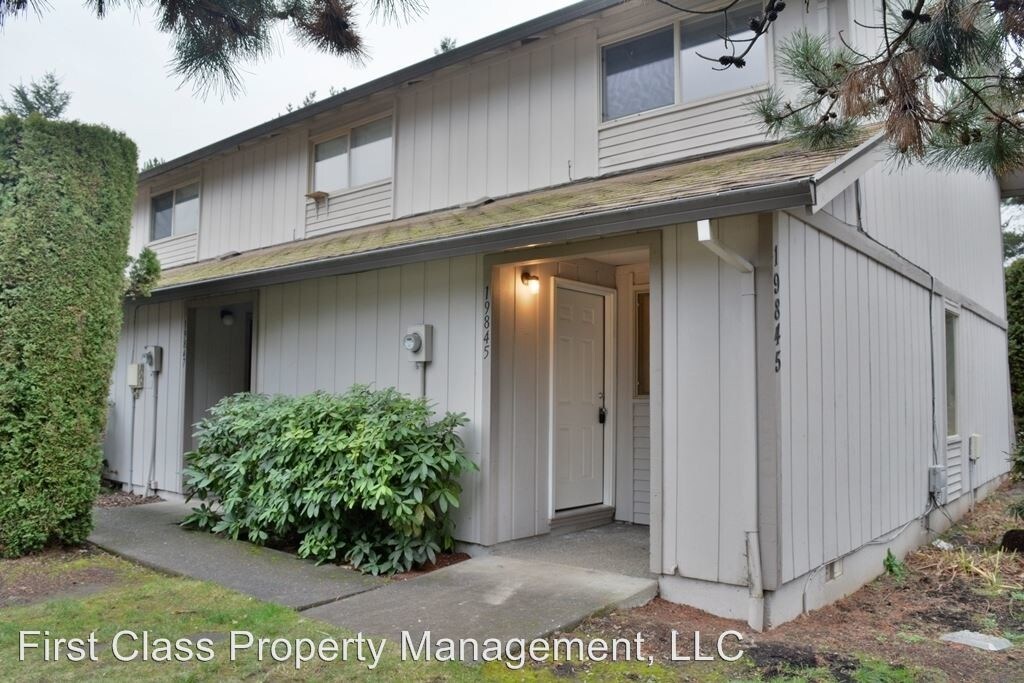 Foto principal - 19845 NW Rock Creek Blvd