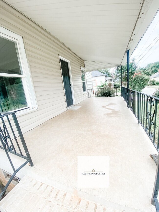 Foto del edificio - Newly Renovated Home in Laurens, SC