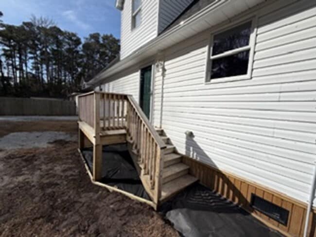 Building Photo - 3 bedroom long term Rental in Manteo