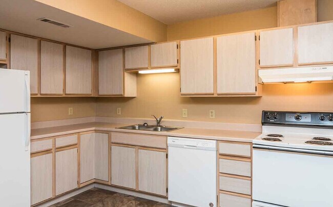 Foto del edificio - WestPointe Townhomes