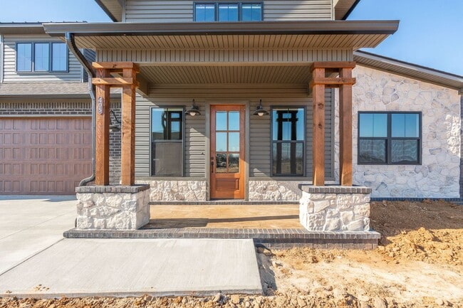 Foto del edificio - 405 Waggoner Ln