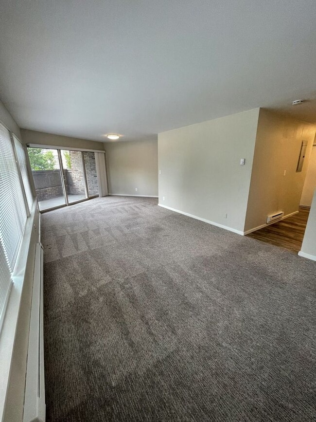 Interior Photo - Mercer Crest LLC