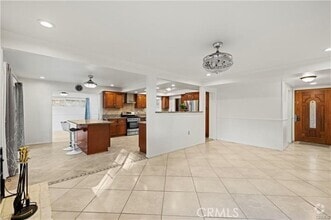 Building Photo - 10685 Ledeen Dr