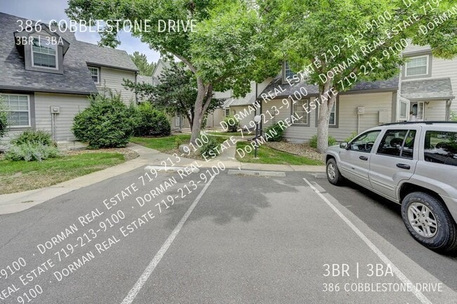 Photo - 386 Cobblestone Dr House