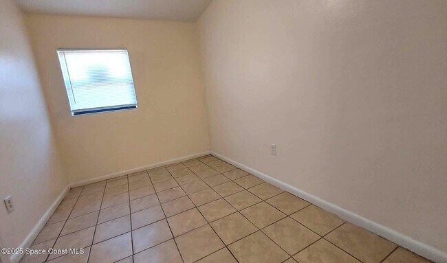 Foto del edificio - 419 N Fiske Blvd