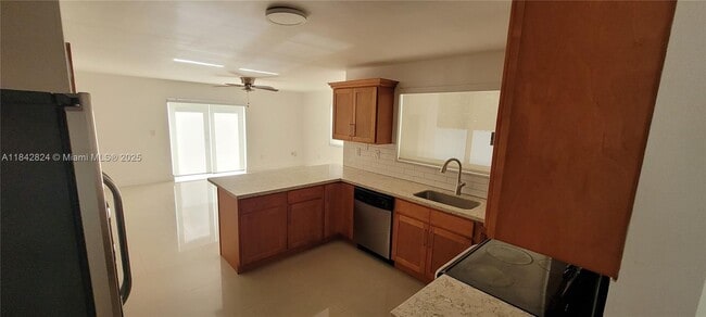 Building Photo - 12701 SW 38th Terrace
