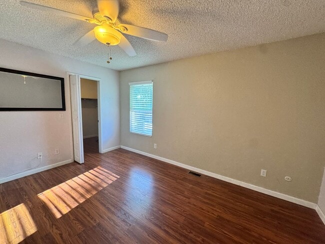 Building Photo - Very Nice Condo! 3 Miles to Cal Poly Groups Welcome Available June