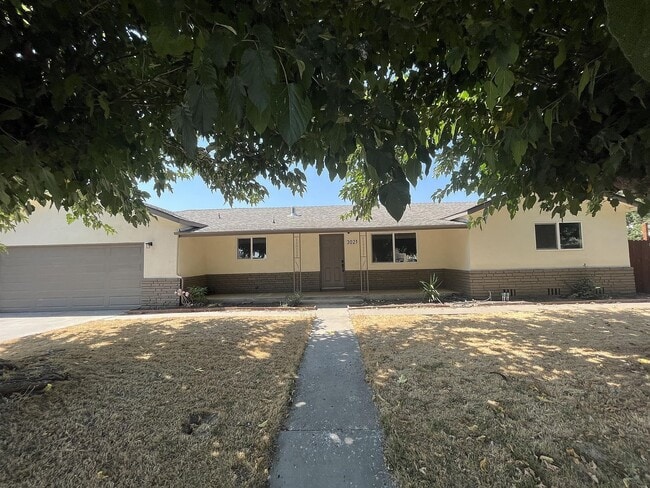 Building Photo - 3021 Farris Ave