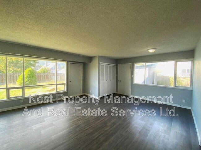 Photo du bâtiment - 37 Kechika St