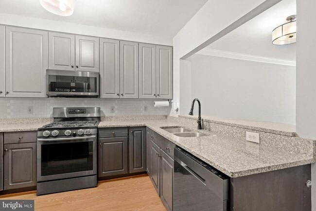 Building Photo - 1530 Northern Neck Dr