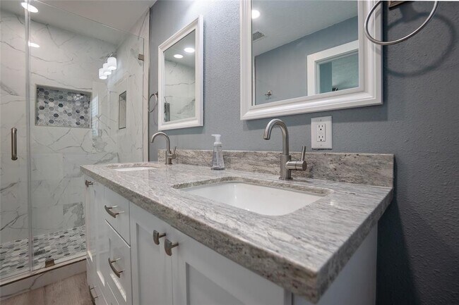 Building Photo - 22831 Beckendorff Rd