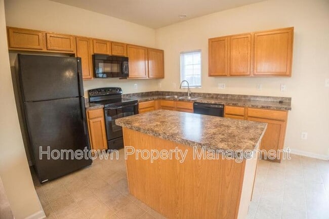Foto del edificio - 4121 Trabert Ct