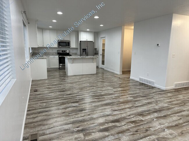 Foto del edificio - Big, Beautiful Saratoga Springs Home!