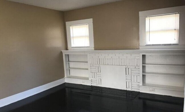 Living room - 4732 Ave T