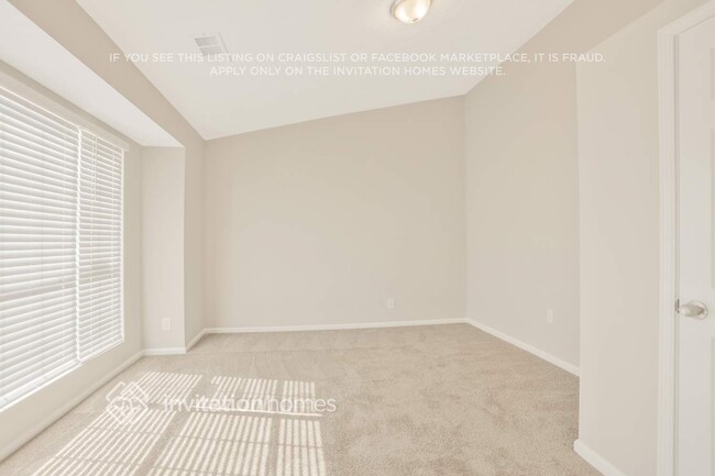 Foto del edificio - 2200 Ramblewood Cir
