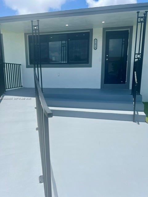 Foto del edificio - 12020 W Golf Dr