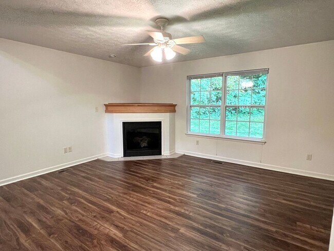 Foto del edificio - 2729-2733 Wyndham Way