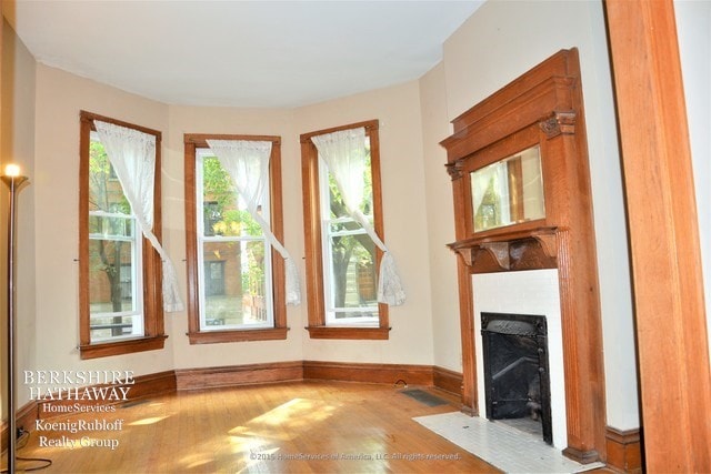 Building Photo - 604 W Arlington Pl