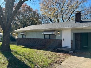 Building Photo - 905-907 N Rouse St