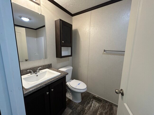 Building Photo - 118 Texas