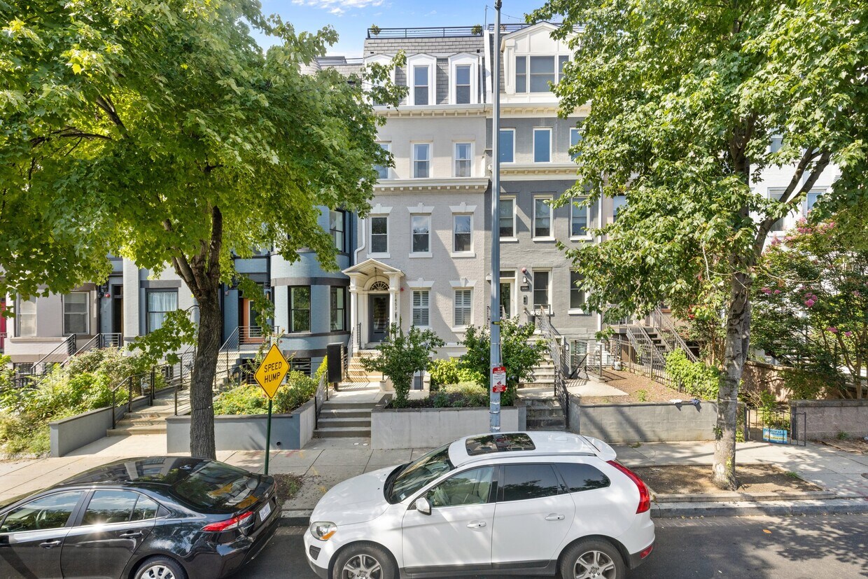 1453 Girard St NW Unit 1, Washington, DC 20009 Condo for Rent in