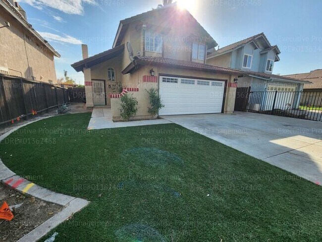 Foto del edificio - Charming 3 bedrooms/ 2.5 bathroom home.