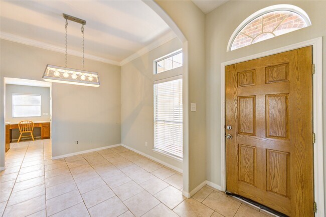 Foto del edificio - 9822 Memorial Crossing Dr