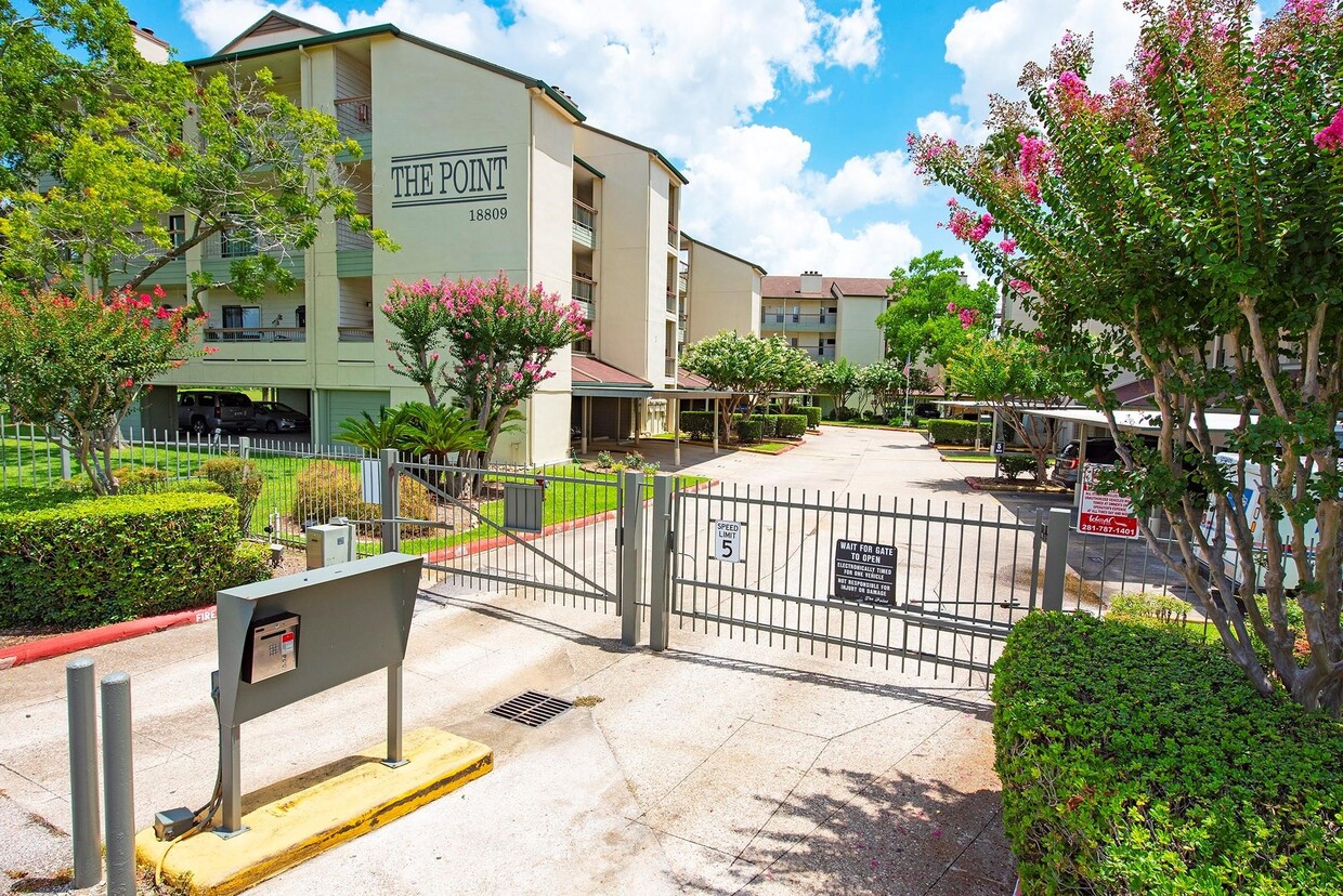 Foto principal - 18809 Egret Bay Blvd
