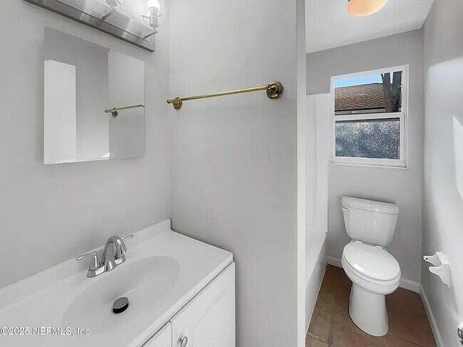 Foto del edificio - 2926 Hunt St