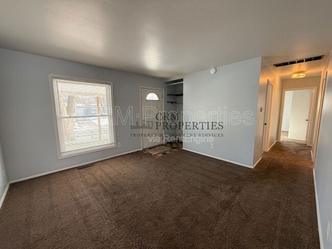 Building Photo - 5801 Monona Dr