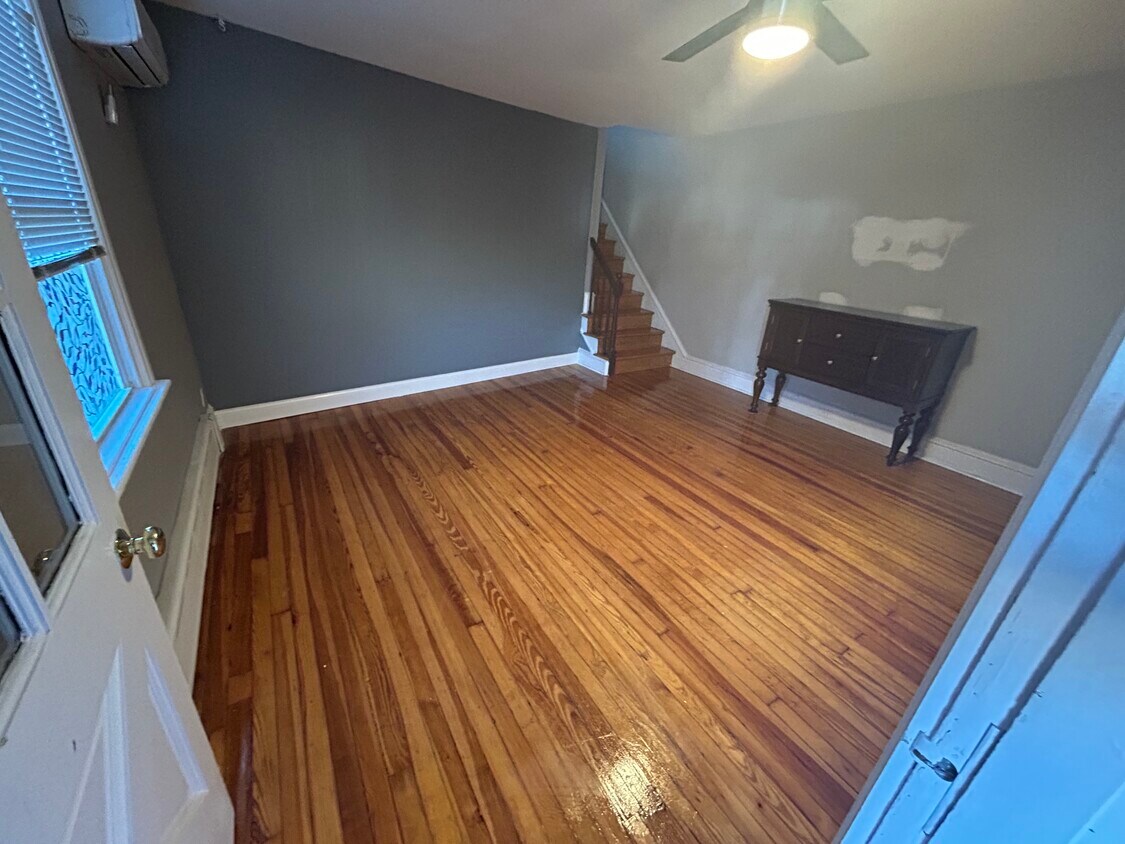 Foto principal - 914 Township Line Rd